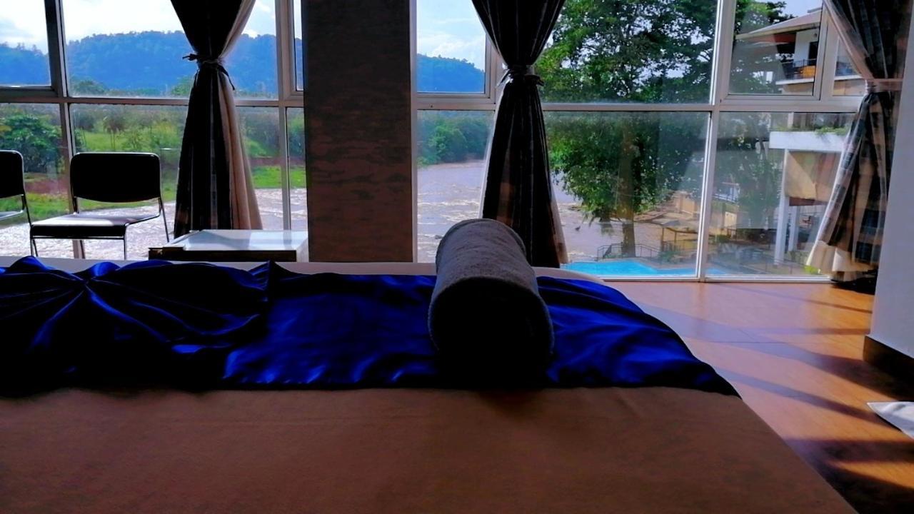 Hotel Elephant Bay Pinnawala  Exteriér fotografie